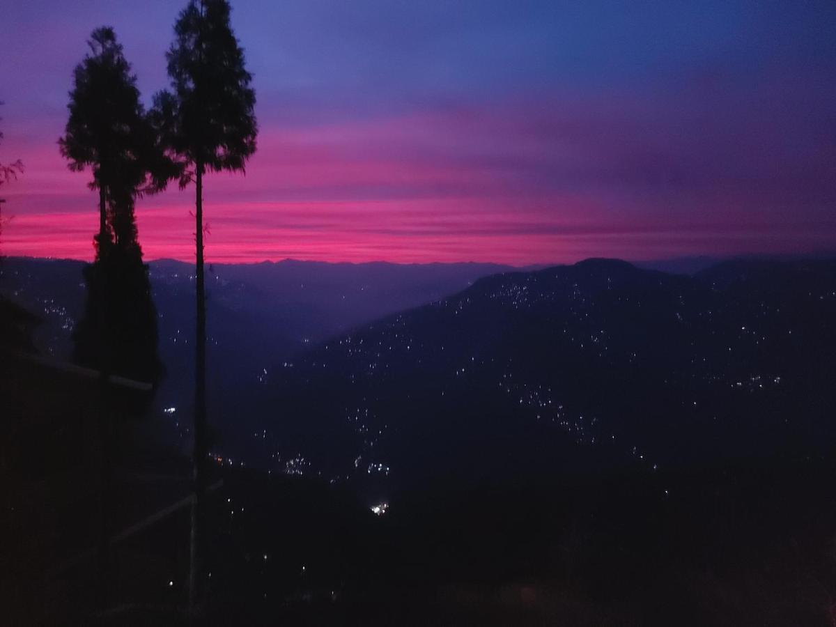 Jopa Delo Inn Kalimpong Exteriör bild